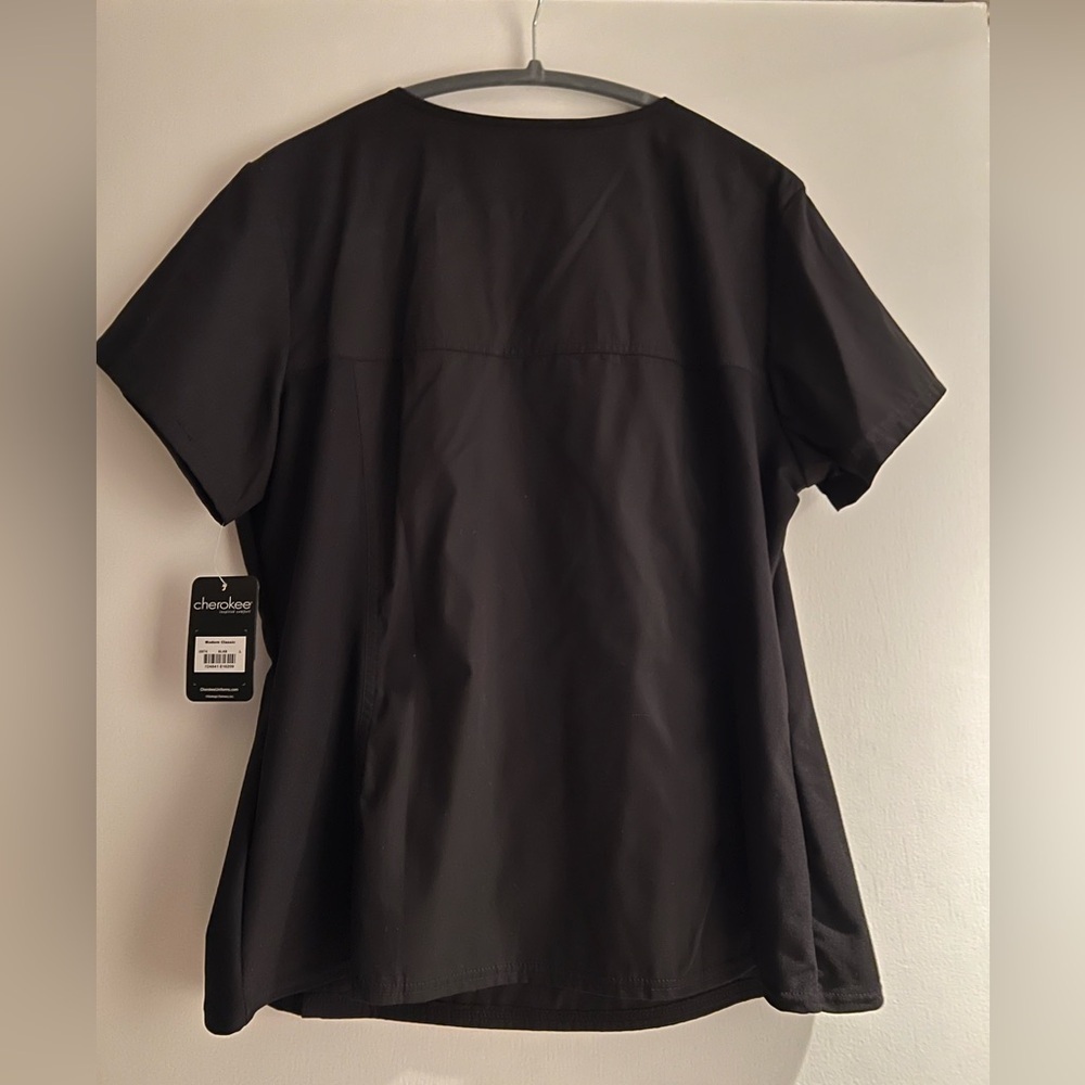 NEW Cherokee Flexibles V-Neck Scrub Top w/ Knit Panels, Black, Size L - Picture 6 of 8